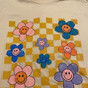 Floral checkered tee